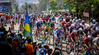 タデイ・ポガチャル、世界選手権2連覇達成！2025年男子ロード世界選手権 総まとめ