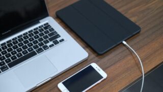 【2025年最新版】MacBookとiPadの違いを徹底比較！どちらを選べば良いか、おすすめの選び方をご紹介！