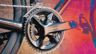 【2026年版】SHIMANO 105とは？特徴・価格・Ultegra・DURA-ACEとの違いを徹底解説